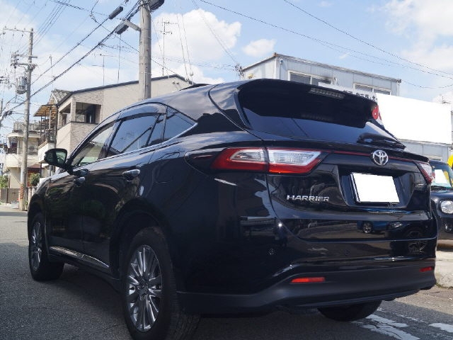 Import and buy TOYOTA HARRIER 2017 from Japan to Nairobi, Kenya