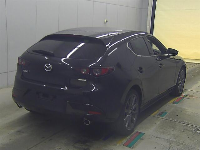 Import and buy MAZDA MAZDA3 2019 from Japan to Nairobi, Kenya