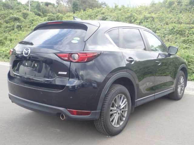 Import and buy MAZDA CX-5 2017 from Japan to Nairobi, Kenya