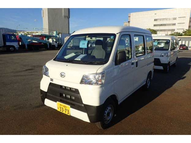 Import and buy DAIHATSU HIJET VAN 2018 from Japan to Nairobi, Kenya