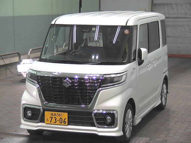 Import and buy SUZUKI SPACIA 2017 from Japan to Nairobi, Kenya