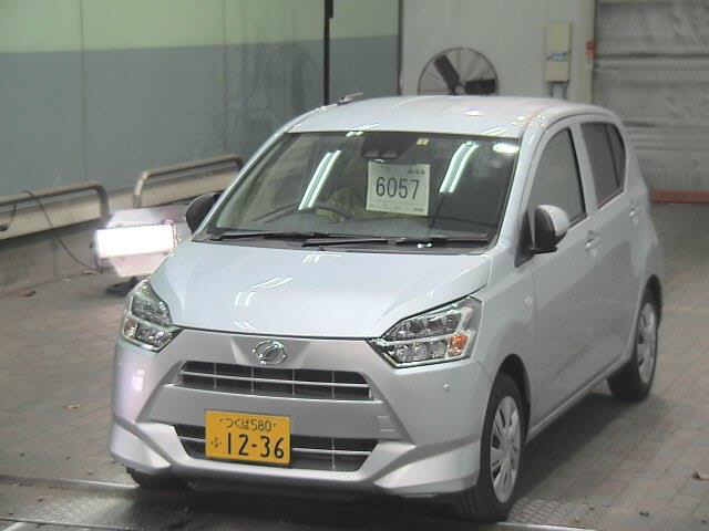 Import and buy DAIHATSU MIRA E S 2018 from Japan to Nairobi, Kenya