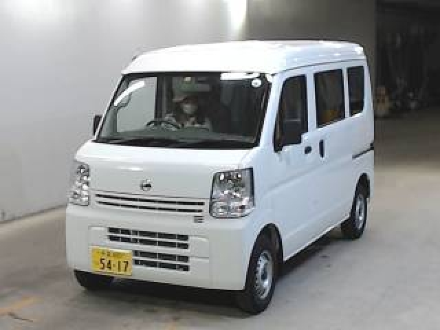 Import and buy NISSAN CLIPPER VAN 2018 from Japan to Nairobi, Kenya