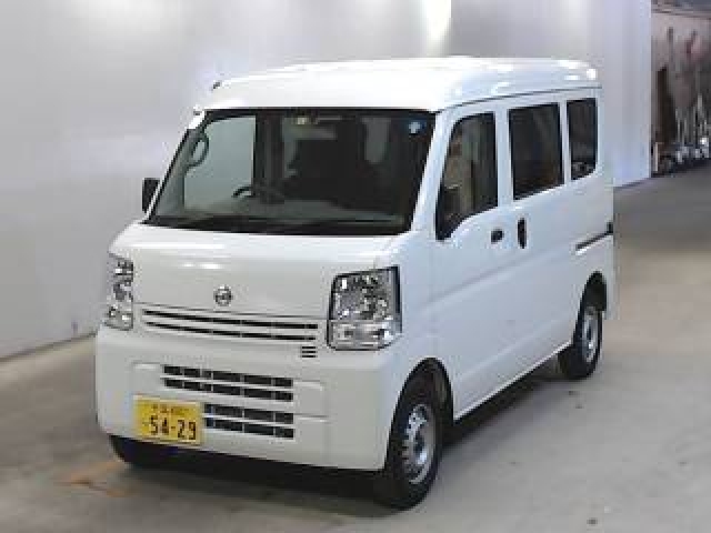 Import and buy NISSAN CLIPPER VAN 2018 from Japan to Nairobi, Kenya