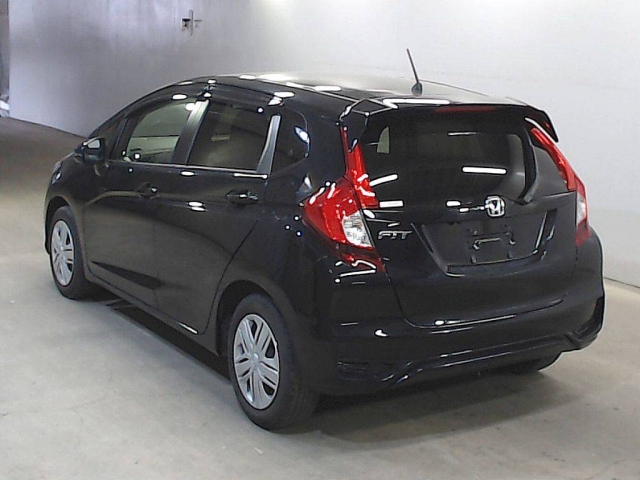 Import and buy HONDA FIT 2019 from Japan to Nairobi, Kenya