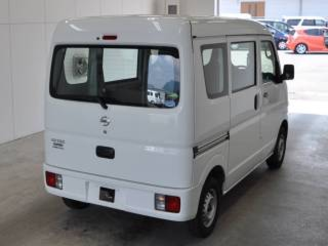 Import and buy NISSAN CLIPPER VAN 2017 from Japan to Nairobi, Kenya