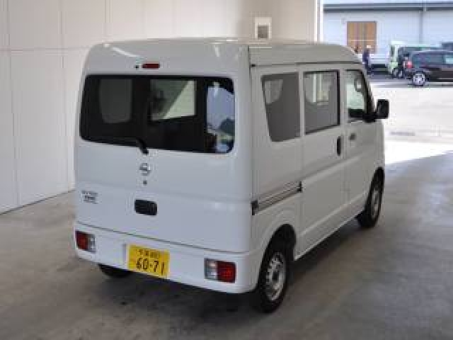 Import and buy NISSAN CLIPPER VAN 2018 from Japan to Nairobi, Kenya