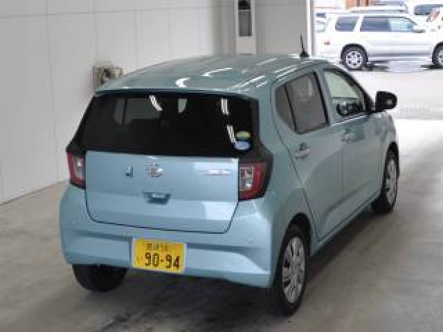 Import and buy DAIHATSU MIRA E S 2017 from Japan to Nairobi, Kenya