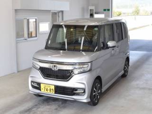 Import and buy HONDA N BOX 2018 from Japan to Nairobi, Kenya