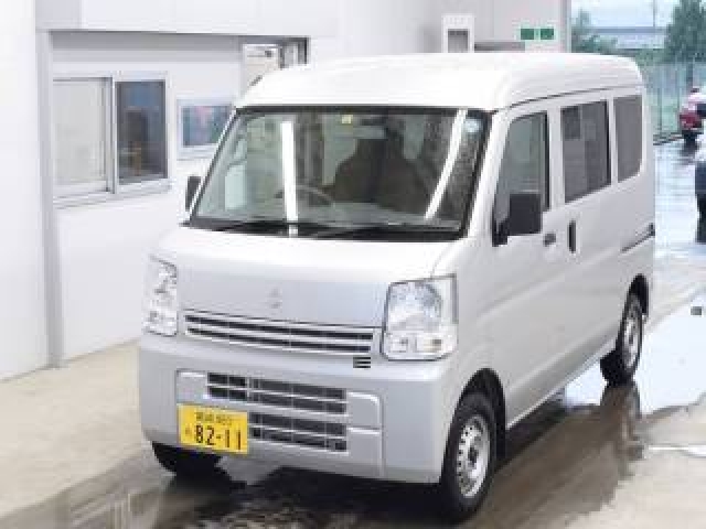 Import and buy SUZUKI EVERY 2018 from Japan to Nairobi, Kenya