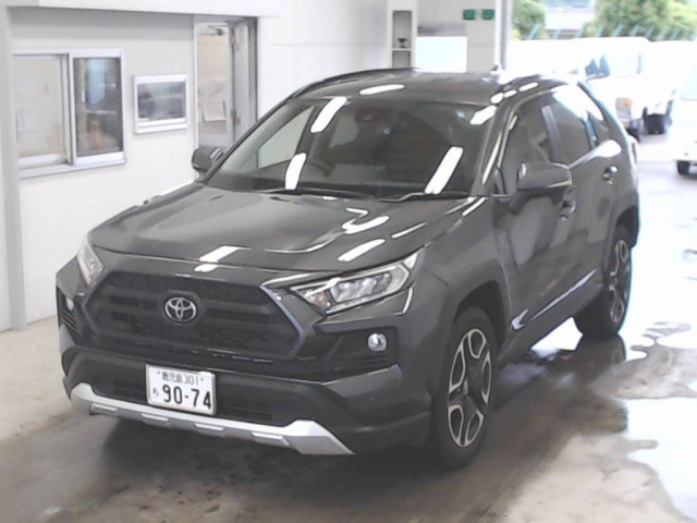 Import and buy TOYOTA RAV4 2020 from Japan to Nairobi, Kenya