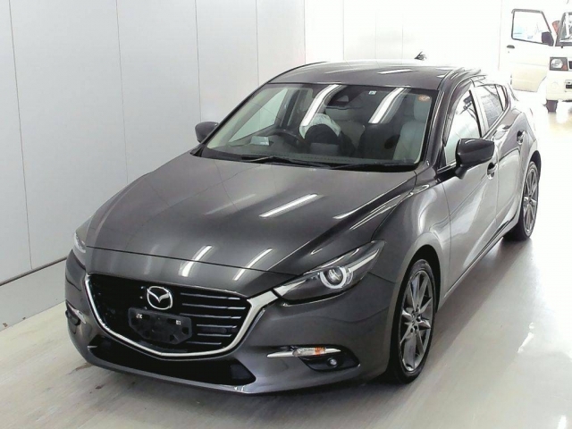 Import and buy MAZDA AXELA 2017 from Japan to Nairobi, Kenya