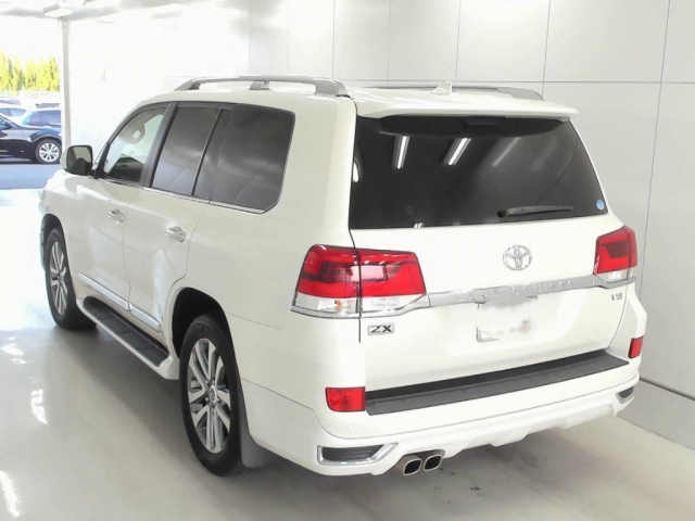 Import and buy TOYOTA LAND CRUISER 2017 from Japan to Nairobi, Kenya