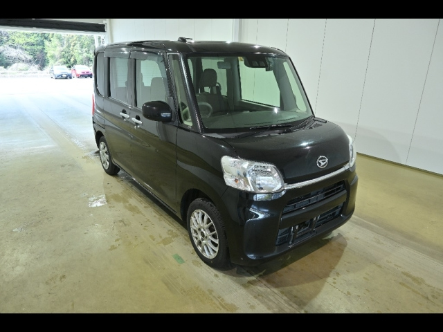 Import and buy DAIHATSU TANTO 2017 from Japan to Nairobi, Kenya