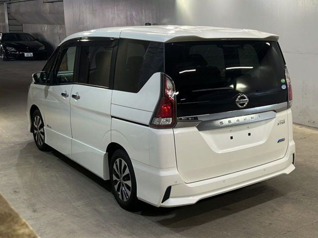 Import and buy NISSAN SERENA 2017 from Japan to Nairobi, Kenya