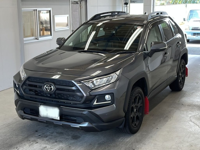 Import and buy TOYOTA RAV4 2021 from Japan to Nairobi, Kenya