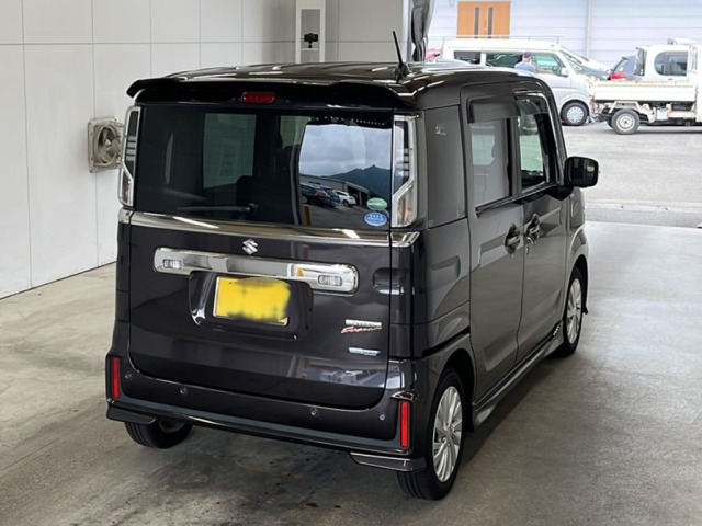 Import and buy SUZUKI SPACIA 2018 from Japan to Nairobi, Kenya