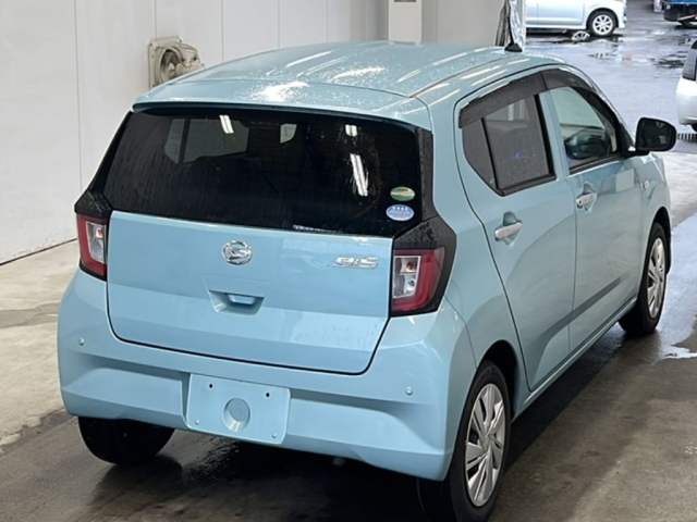 Import and buy DAIHATSU MIRA E S 2017 from Japan to Nairobi, Kenya