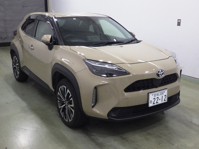 Import and buy TOYOTA YARIS CROSS 2021 from Japan to Nairobi, Kenya