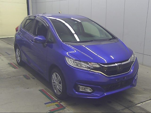 Import and buy HONDA FIT 2017 from Japan to Nairobi, Kenya