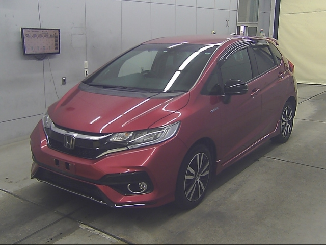 Import and buy HONDA FIT 2018 from Japan to Nairobi, Kenya