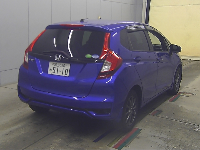 Import and buy HONDA FIT 2018 from Japan to Nairobi, Kenya