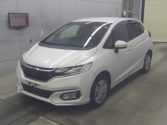 Import and buy HONDA FIT 2019 from Japan to Nairobi, Kenya