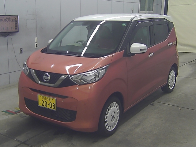 Import and buy NISSAN DAYZ 2019 from Japan to Nairobi, Kenya