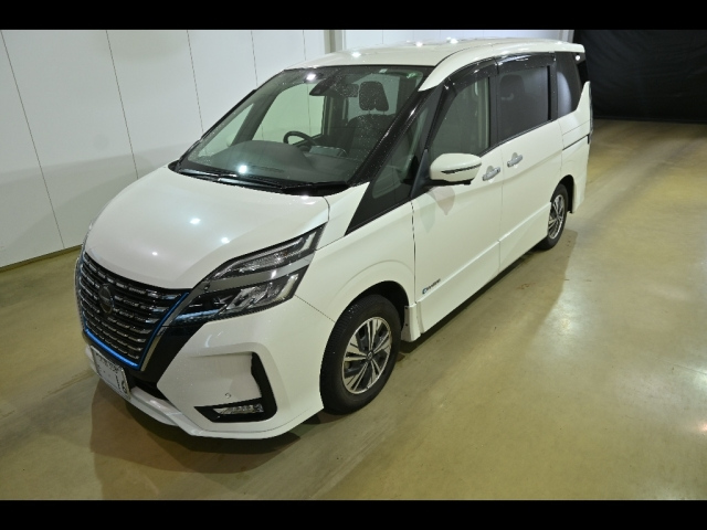 Import and buy NISSAN SERENA 2022 from Japan to Nairobi, Kenya