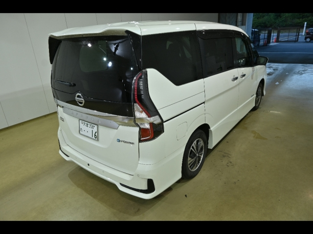 Import and buy NISSAN SERENA 2022 from Japan to Nairobi, Kenya