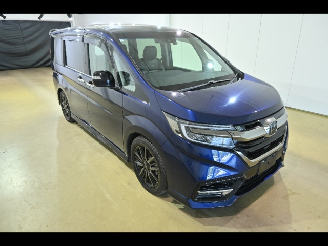 Import and buy HONDA STEP WAGON 2019 from Japan to Nairobi, Kenya