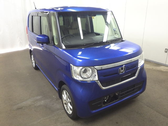 Import and buy HONDA N BOX 2019 from Japan to Nairobi, Kenya