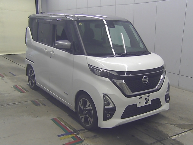 Import and buy NISSAN ROOX 2020 from Japan to Nairobi, Kenya