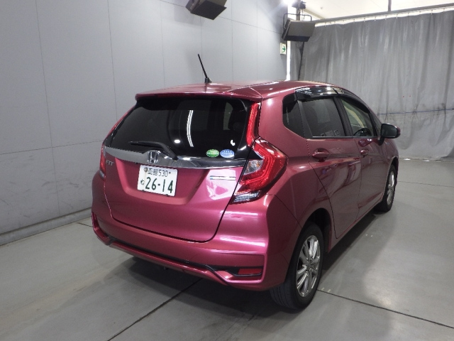 Import and buy HONDA FIT 2018 from Japan to Nairobi, Kenya