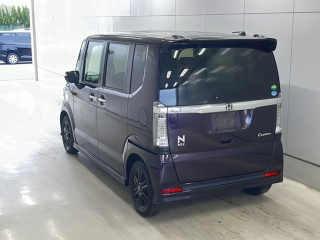 Import and buy HONDA N BOX 2017 from Japan to Nairobi, Kenya