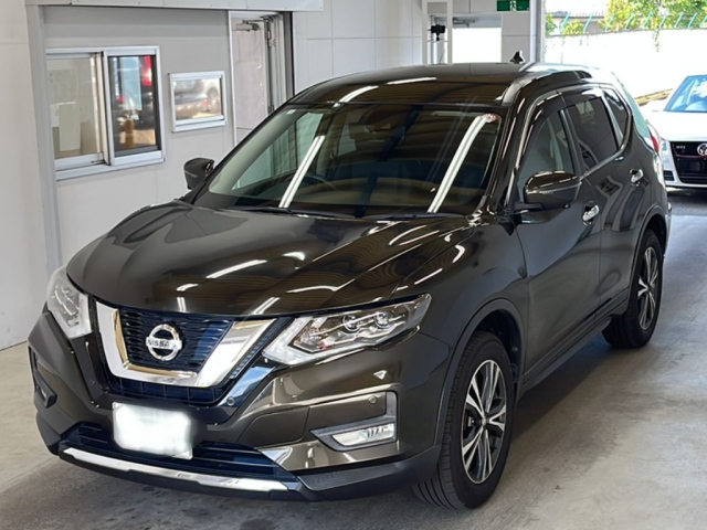 Import and buy NISSAN X-TRAIL 2018 from Japan to Nairobi, Kenya