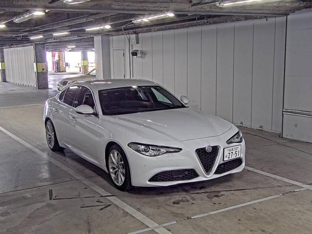 Import and buy ALFAROMEO GIULIA 2019 from Japan to Nairobi, Kenya