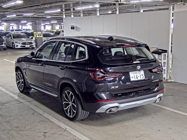 Import and buy BMW X3 2023 from Japan to Nairobi, Kenya