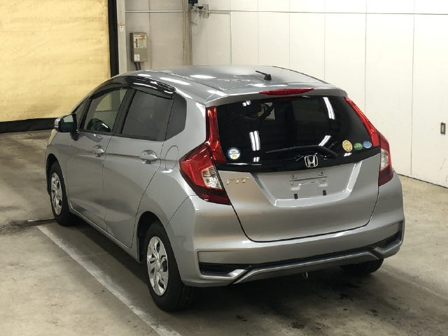 Import and buy HONDA FIT 2019 from Japan to Nairobi, Kenya