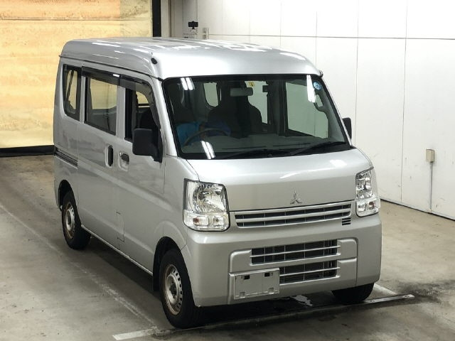 Import and buy MITSUBISHI MINICAB VAN 2020 from Japan to Nairobi, Kenya