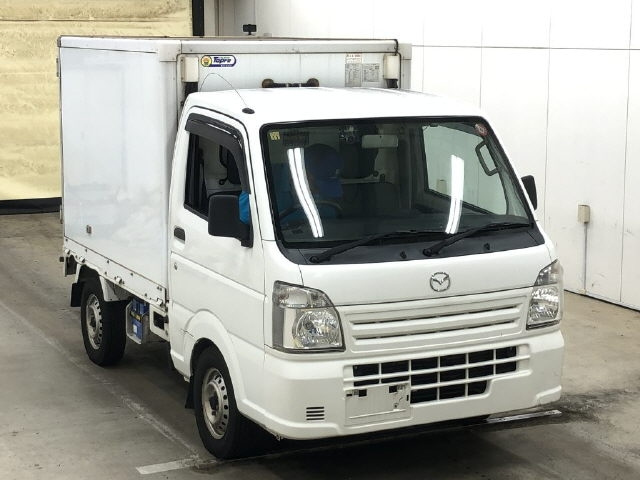 Import and buy MAZDA SCRUM TRUCK 2017 from Japan to Nairobi, Kenya