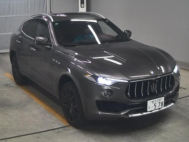 Import and buy MASERATI LEVANTE 2017 from Japan to Nairobi, Kenya