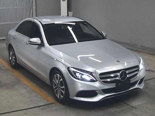 Import and buy MERCEDES BENZ C CLASS 2017 from Japan to Nairobi, Kenya