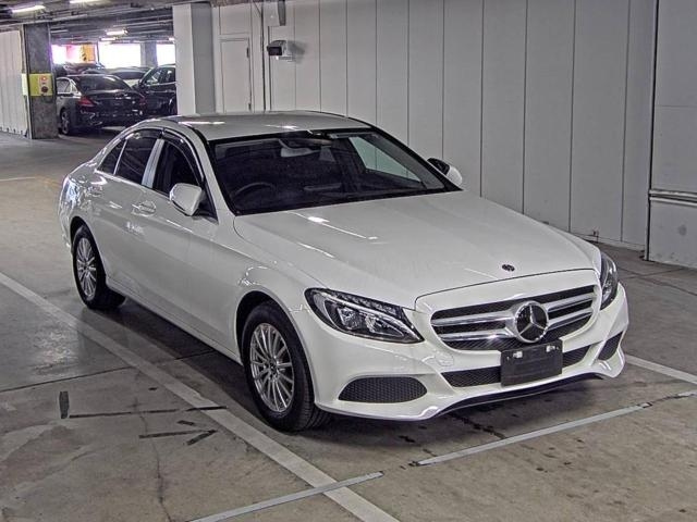 Import and buy MERCEDES BENZ C CLASS 2017 from Japan to Nairobi, Kenya