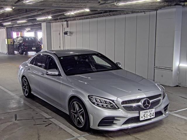 Import and buy MERCEDES BENZ C CLASS 2018 from Japan to Nairobi, Kenya