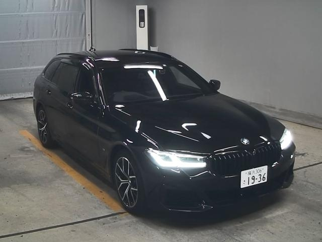 Import and buy BMW 5 SERIES 2022 from Japan to Nairobi, Kenya