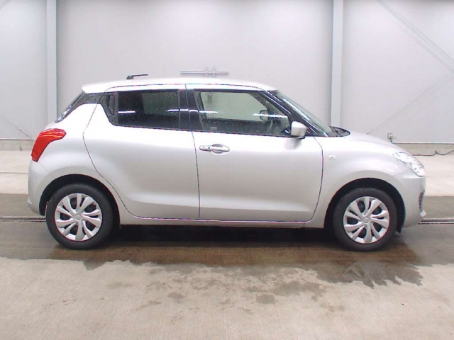 Import and buy SUZUKI SWIFT 2017 from Japan to Nairobi, Kenya