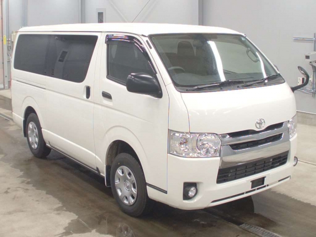 Import and buy TOYOTA HIACE VAN 2017 from Japan to Nairobi, Kenya