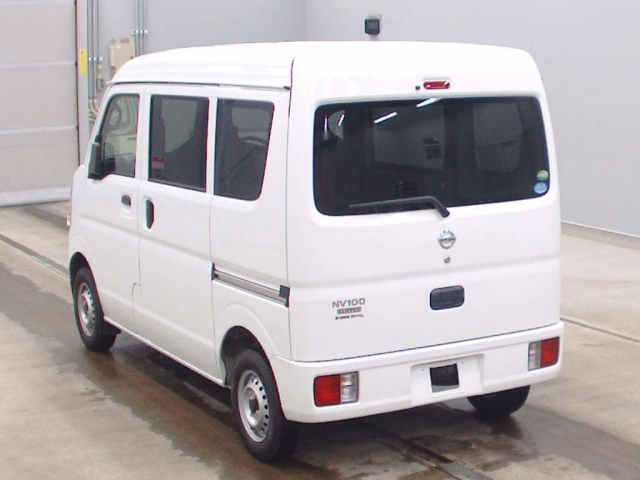 Import and buy NISSAN CLIPPER VAN 2018 from Japan to Nairobi, Kenya