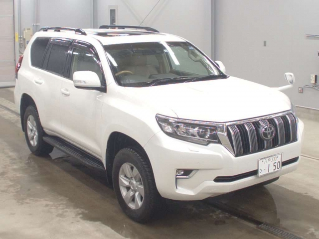 Import and buy TOYOTA LAND CRUISER PRADO 2018 from Japan to Nairobi, Kenya